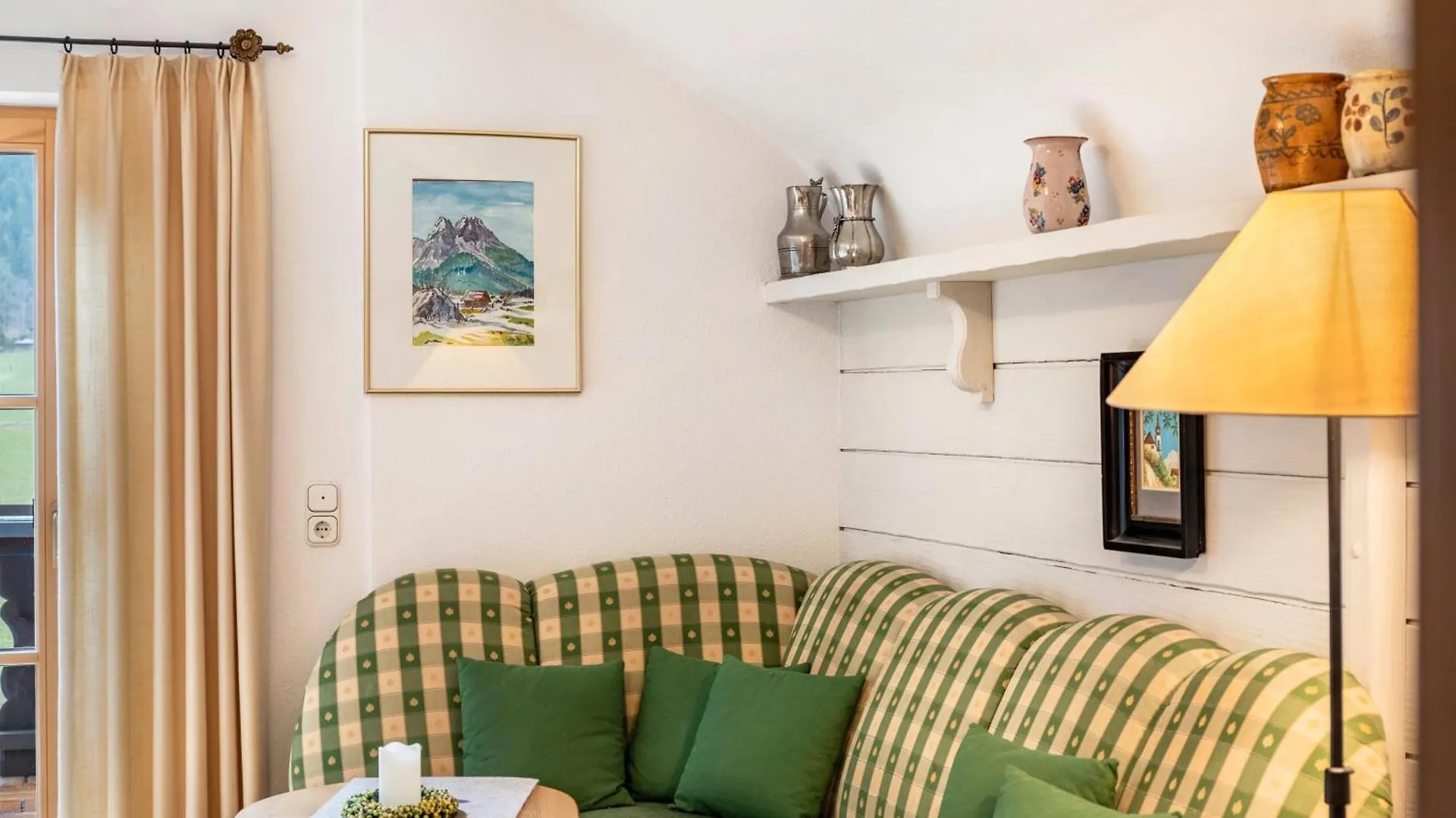 Ferienhaus Fruehholz - Waxenstein Grainau Apartment